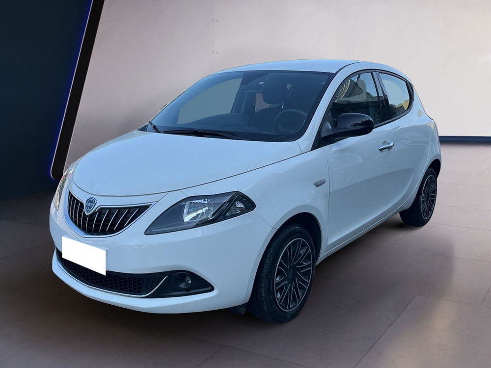 Lancia Ypsilon usata a Torino (2)