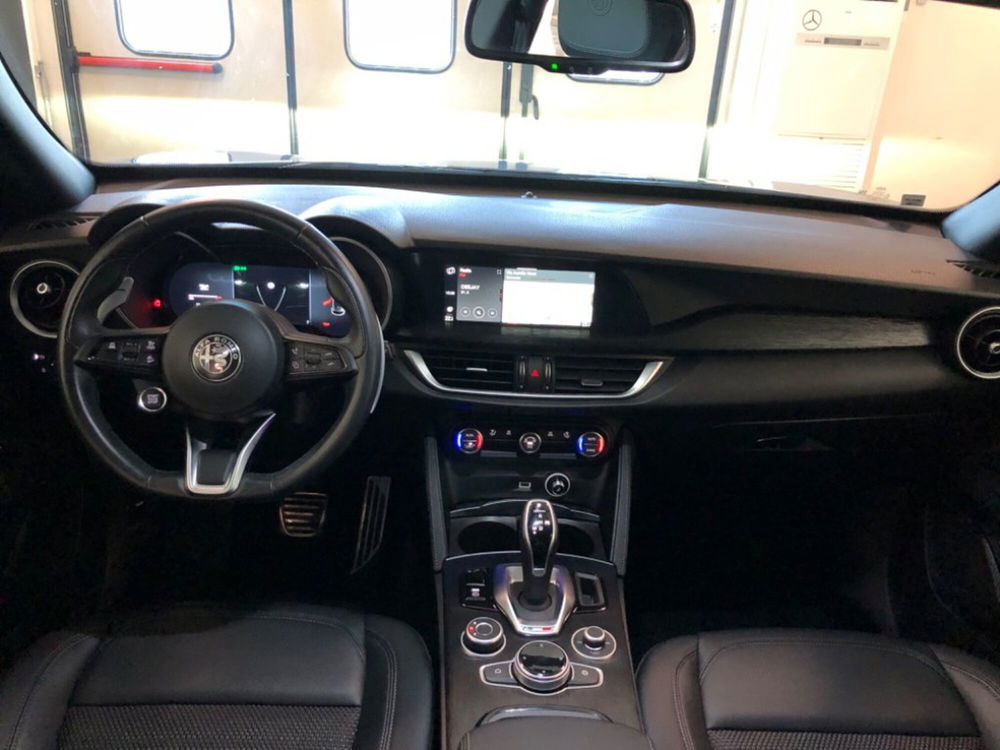 Alfa Romeo Stelvio usata a Grosseto (5)