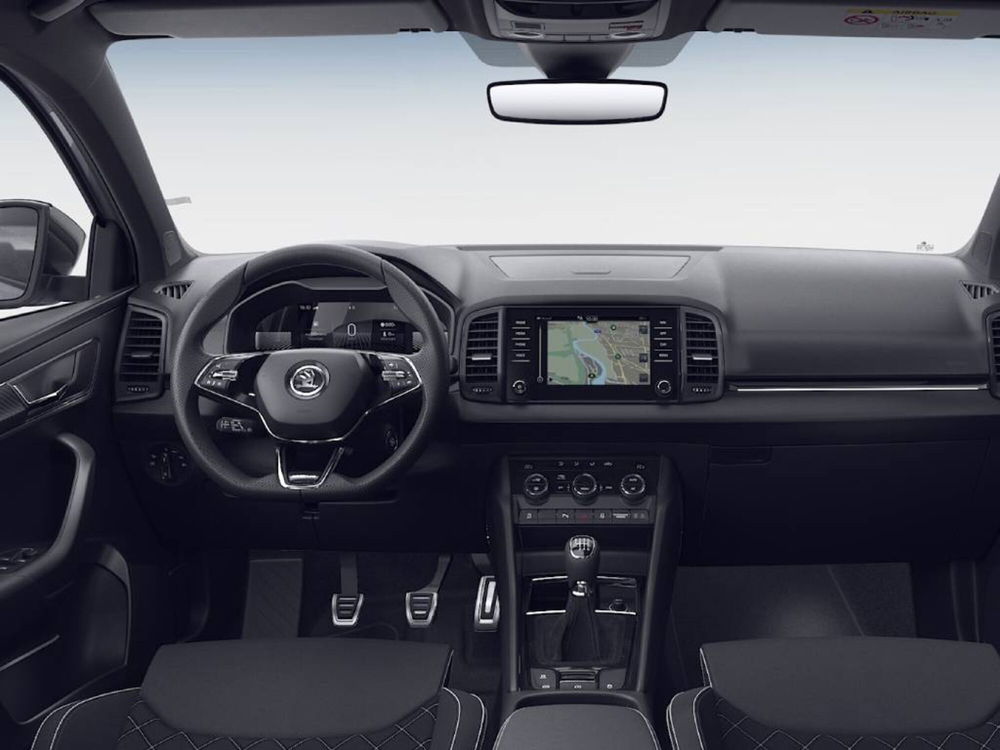 Skoda Karoq nuova a Novara (4)