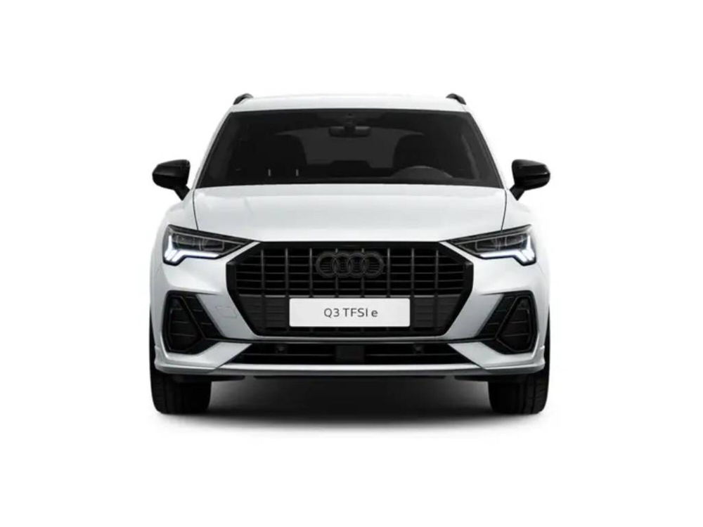 Audi Q3 Sportback nuova a Novara (5)