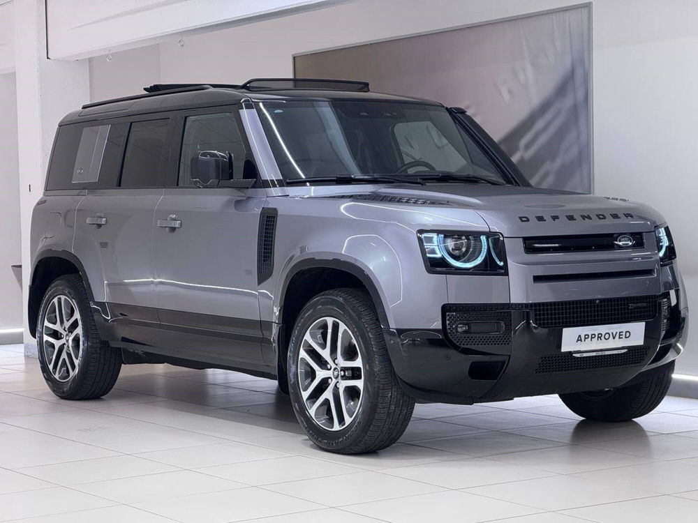 Land Rover Defender usata a Savona