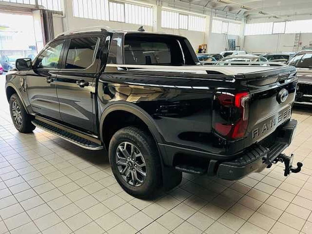 Ford Ranger Pick-up nuova a Milano (4)