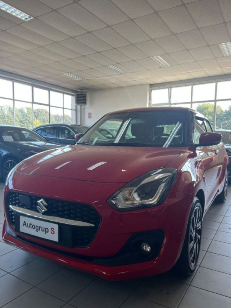 Suzuki Swift 1.2h Top 2wd cvt del 2023 usata a Torino