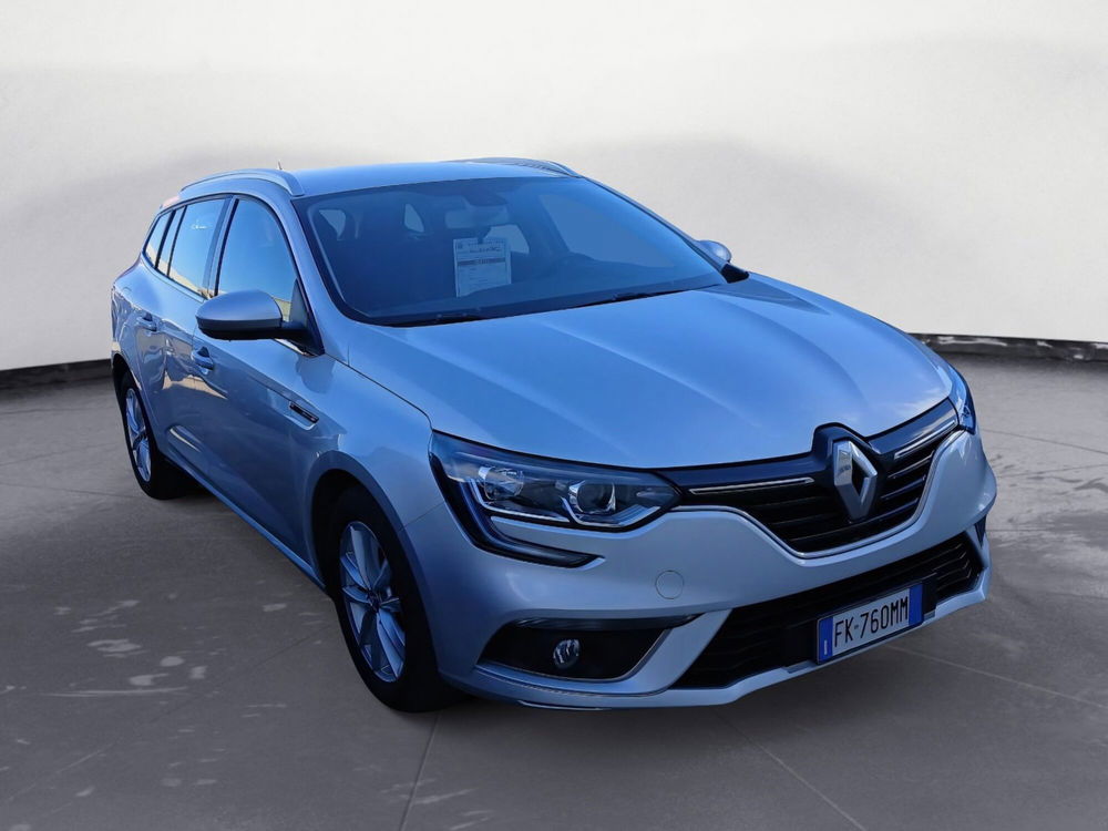 Renault Mégane Sporter usata a Lecce (2)