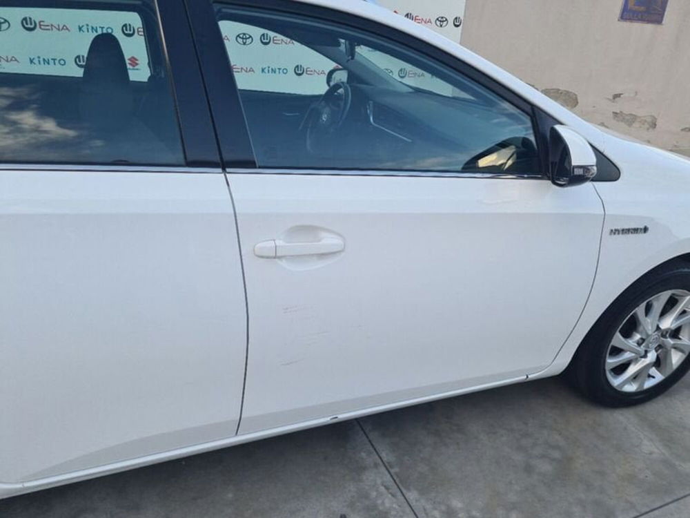 Toyota Auris usata a Cagliari (12)