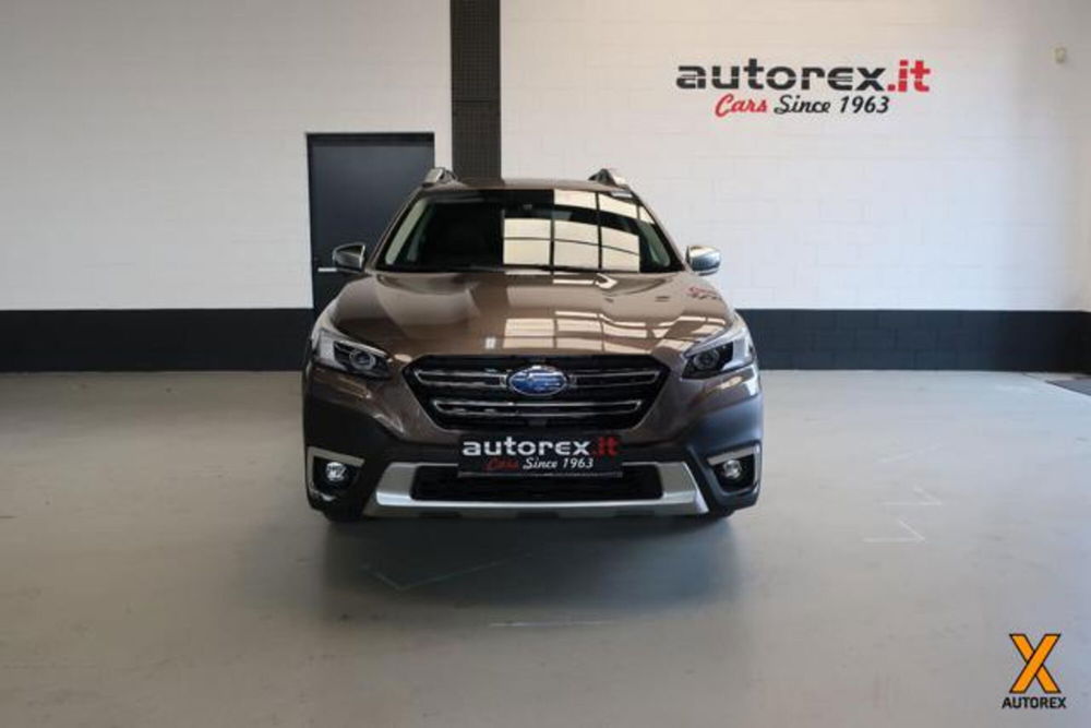 Subaru Outback nuova a Varese (3)