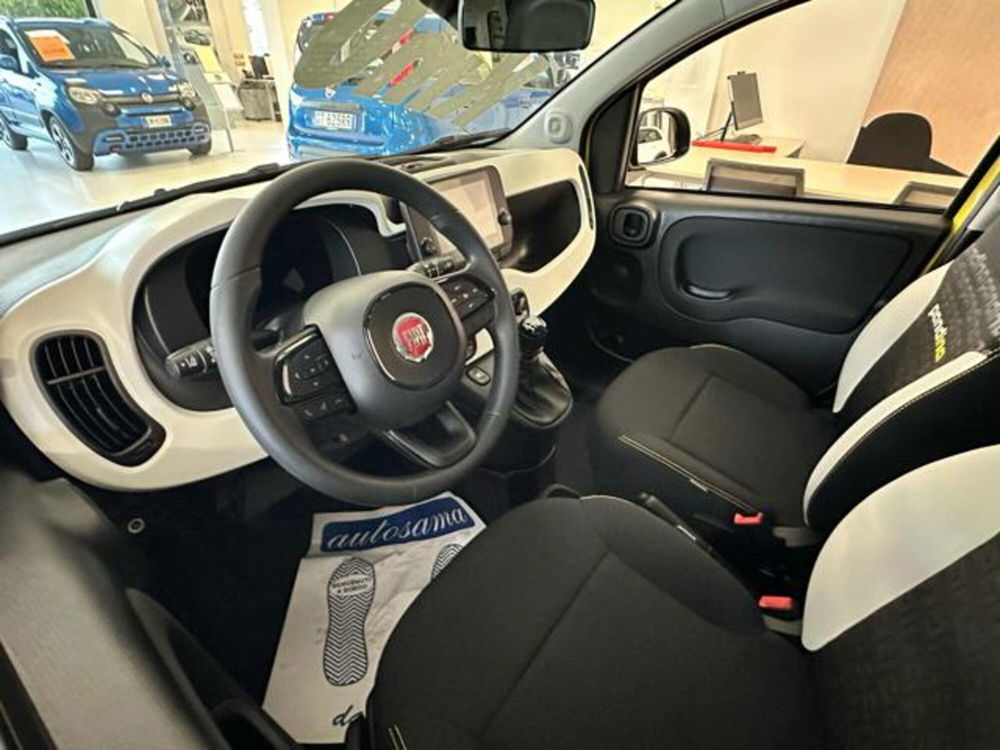 Fiat Panda nuova a Milano (9)