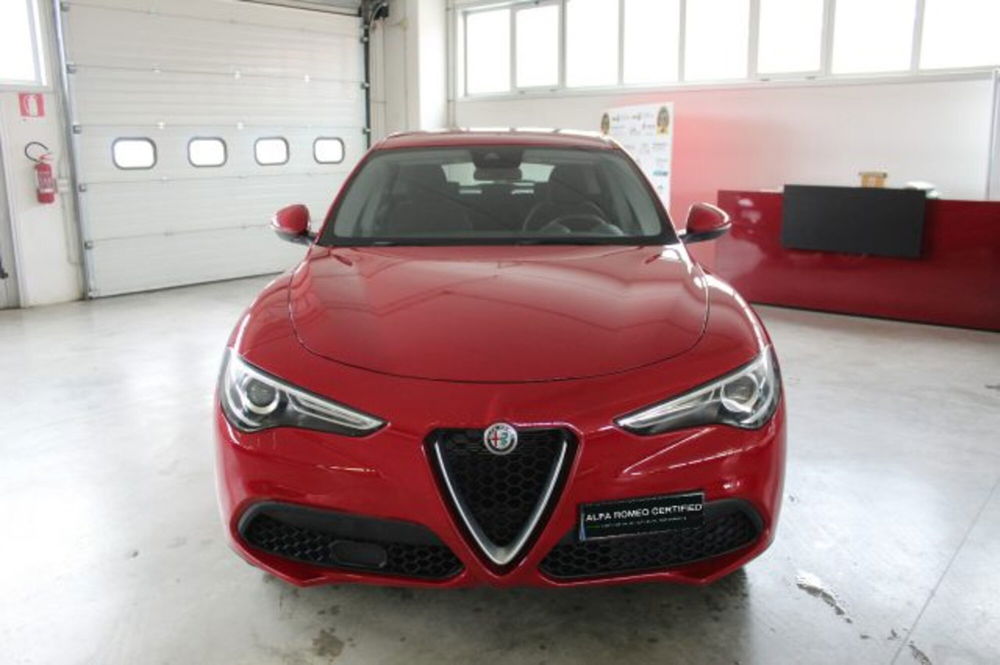 Alfa Romeo Stelvio usata a Terni (2)