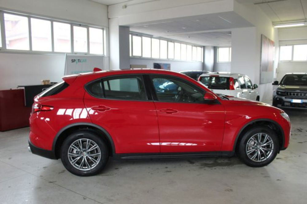 Alfa Romeo Stelvio usata a Terni (6)