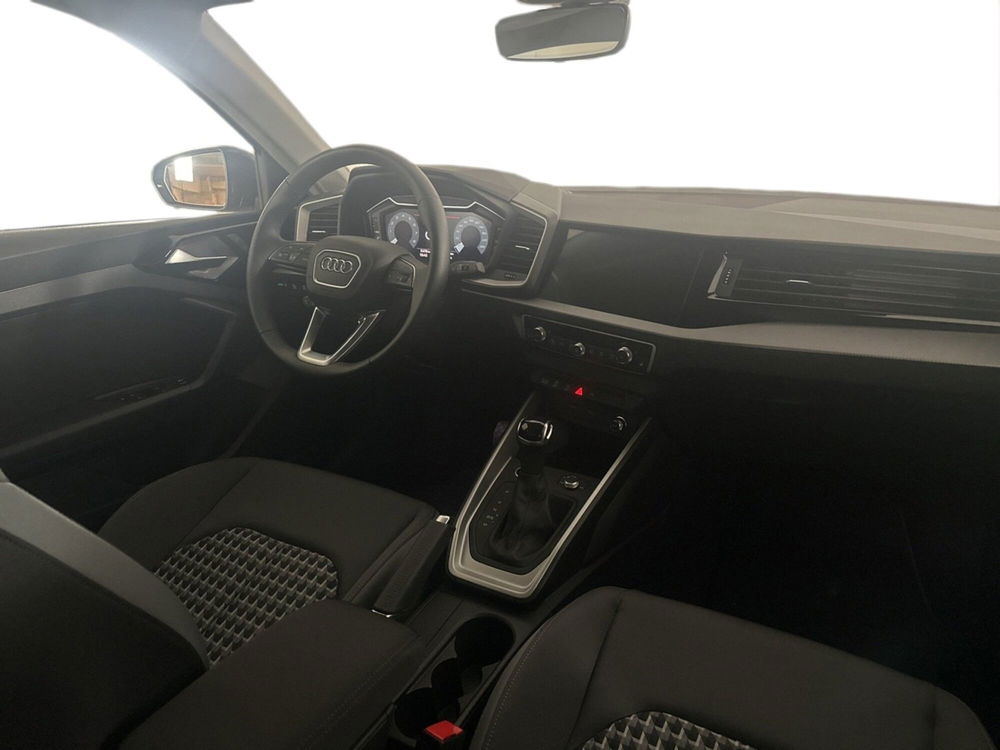 Audi A1 allstreet usata a Caserta (10)