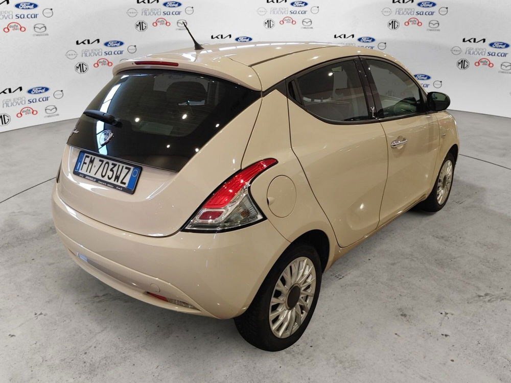 Lancia Ypsilon usata a Vercelli (3)