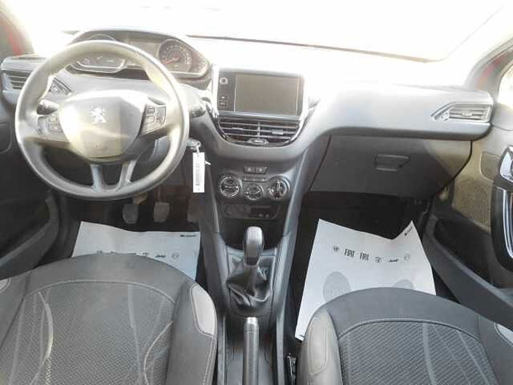 Peugeot 208 usata a Roma (13)