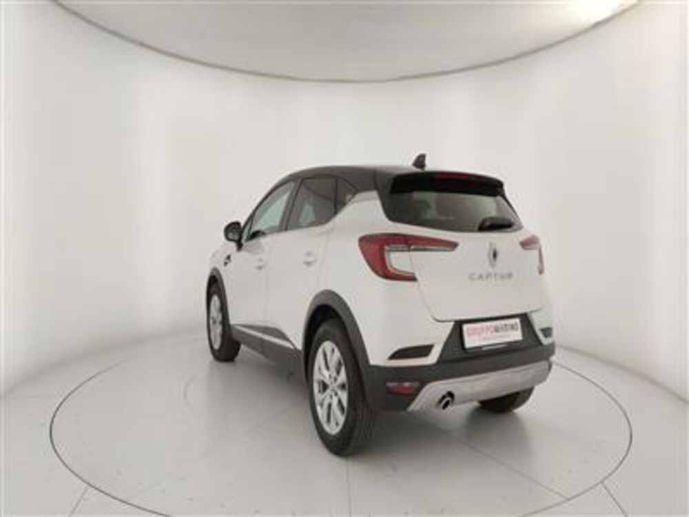 Renault Captur usata a Bari (5)