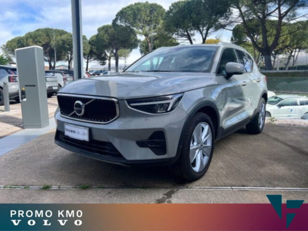 Volvo XC40 nuova a Udine