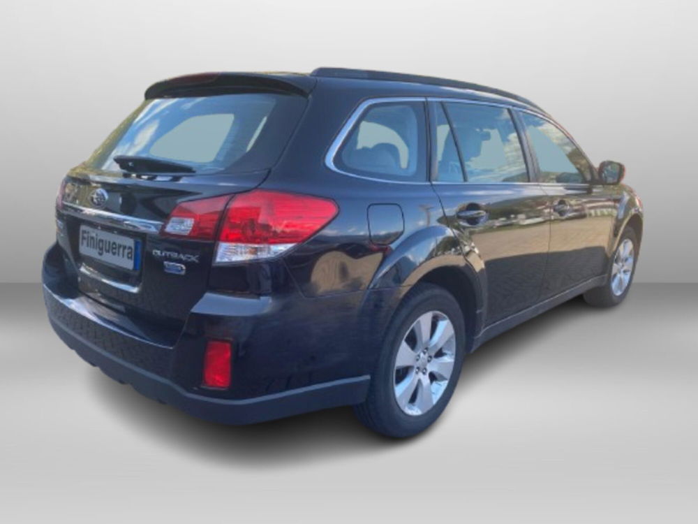 Subaru Outback usata a Lecco (5)