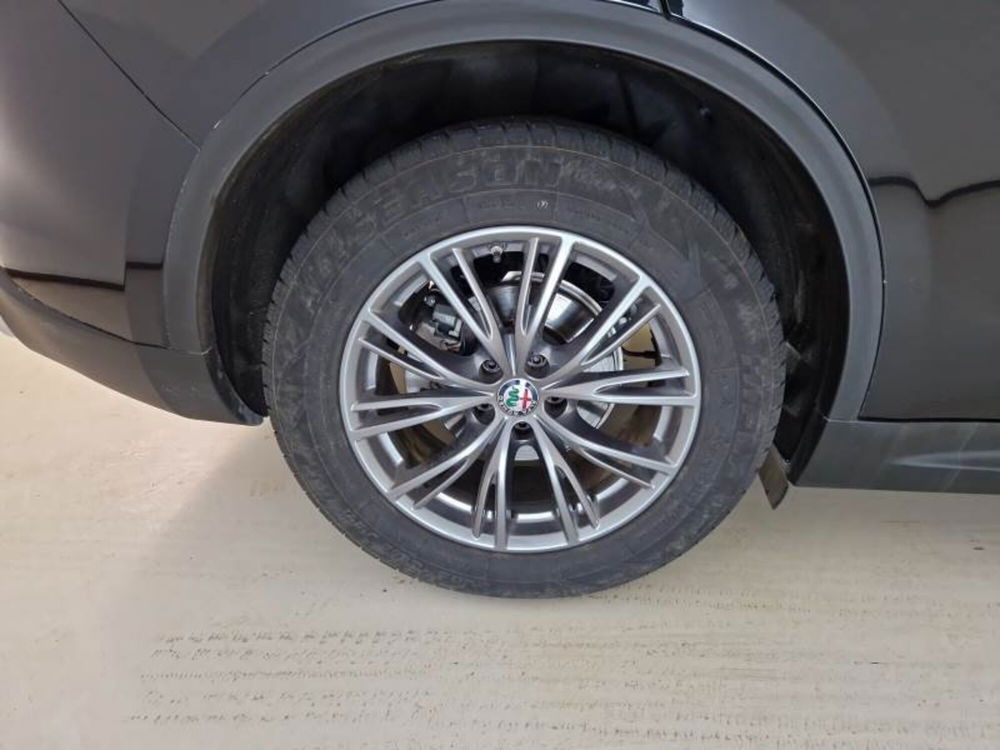 Alfa Romeo Stelvio usata a Salerno (18)