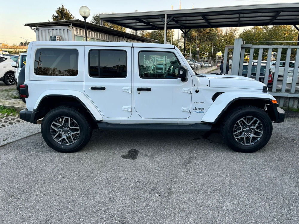 Jeep Wrangler Unlimited usata a Milano (5)