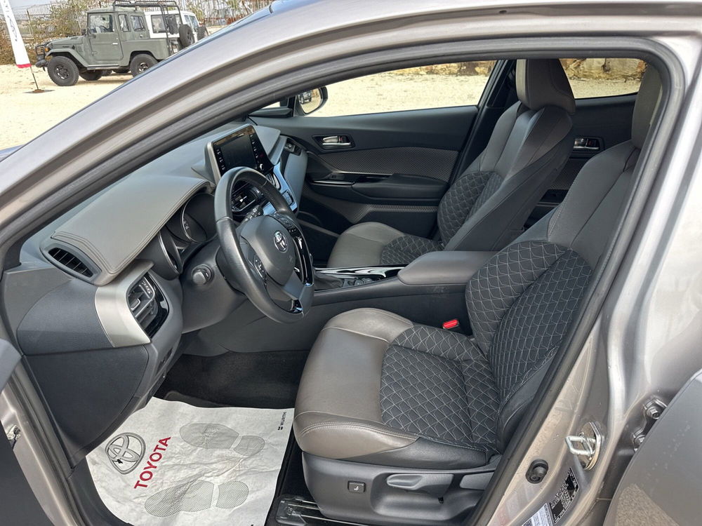 Toyota Toyota C-HR usata a Ragusa (9)