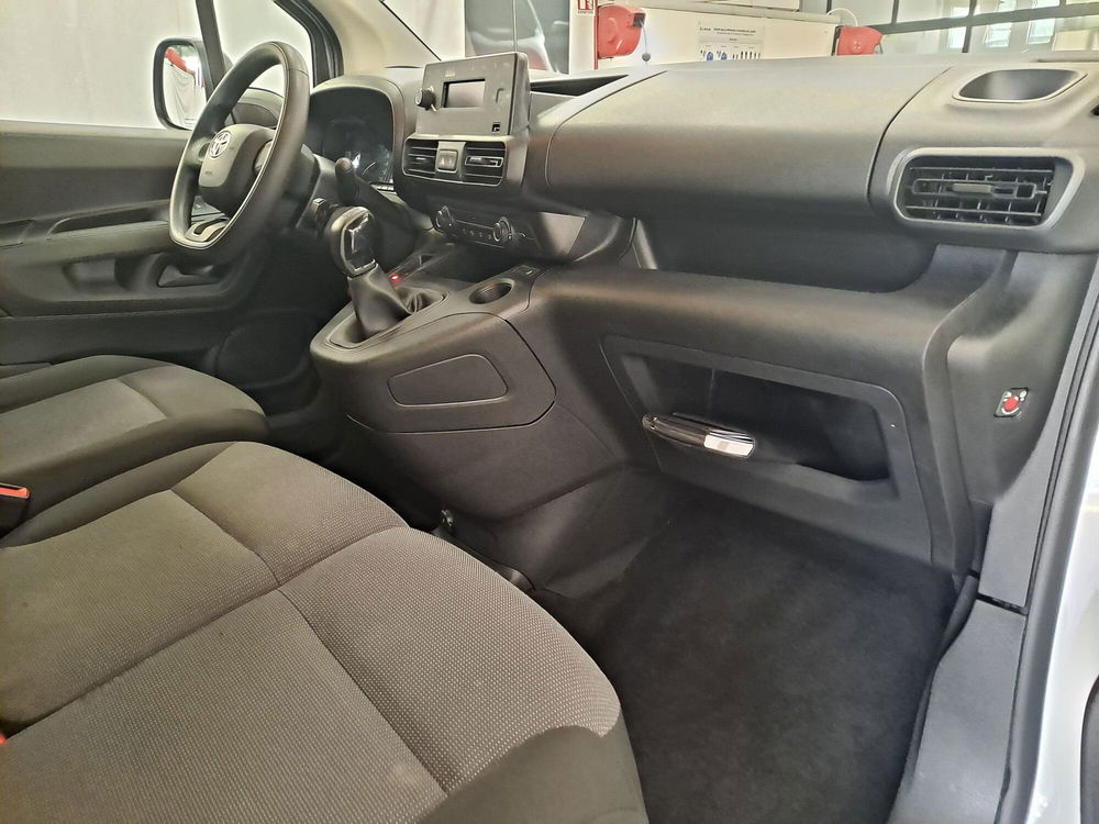 Toyota Proace City usata a Roma (6)