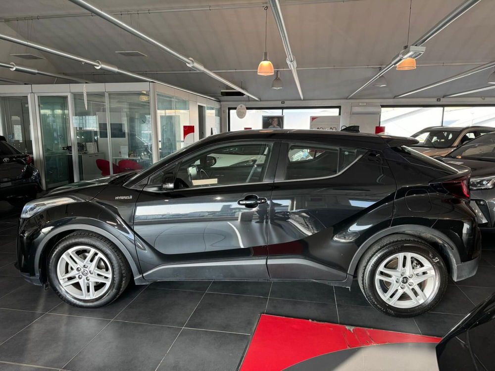 Toyota Toyota C-HR usata a Modena (9)