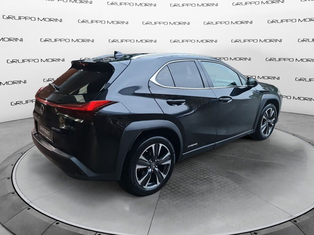 Lexus UX usata a Bologna (6)