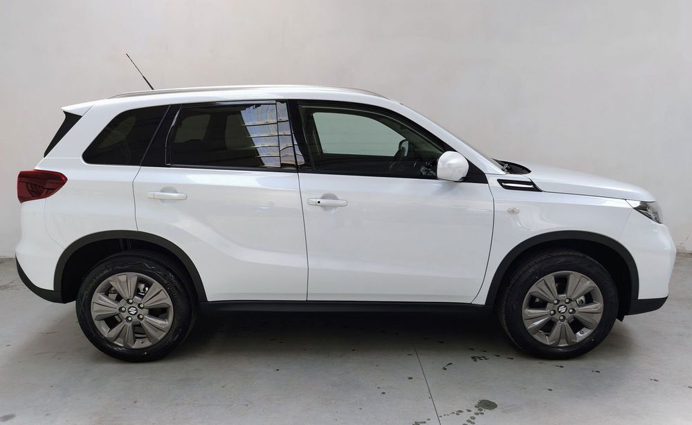 Suzuki Vitara nuova a Rovigo (14)