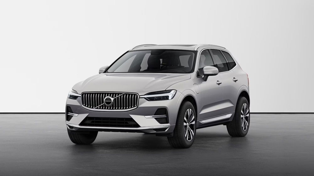 Volvo XC60 nuova a Como (5)