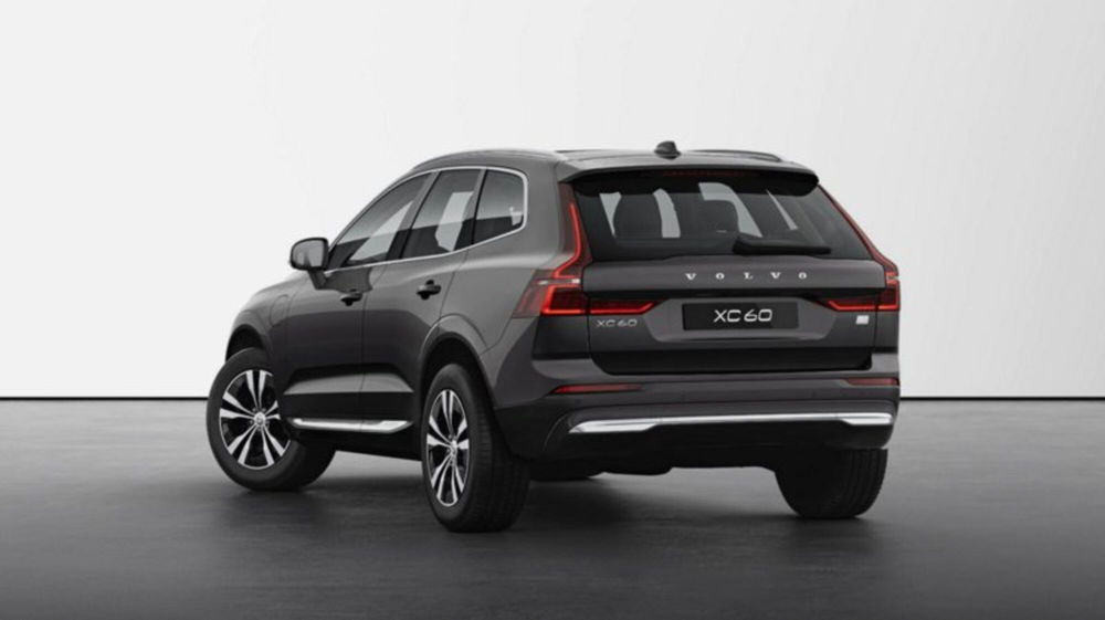 Volvo XC60 nuova a Como (2)