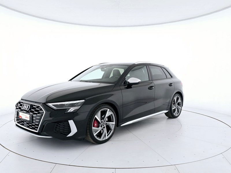 Audi A3 Sportback 2.0 16V TFSI quattro Ambition  del 2023 usata a Alessandria