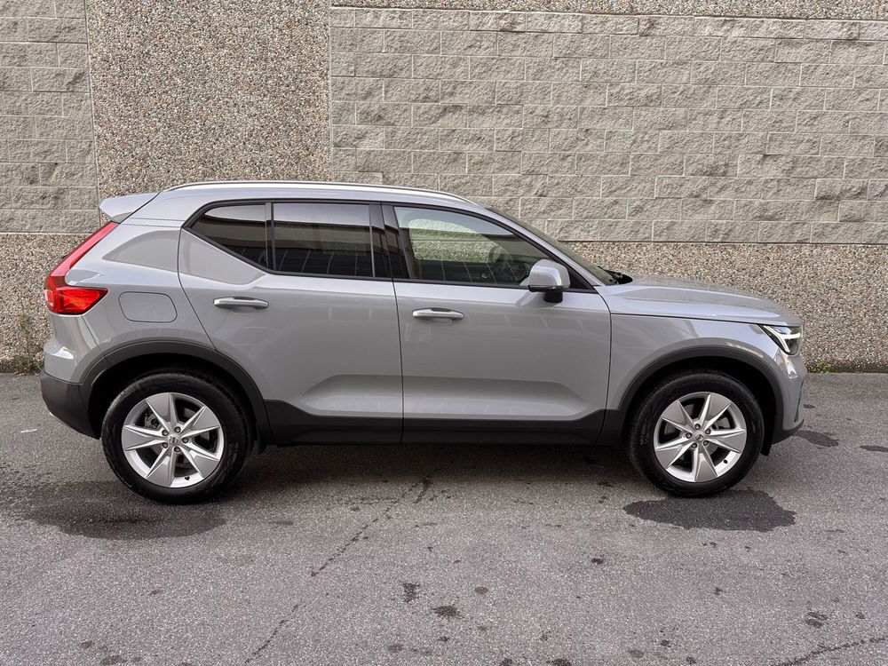 Volvo XC40 nuova a Bergamo (6)