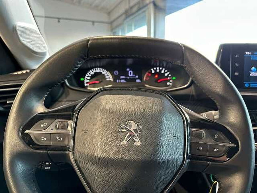 Peugeot 208 usata a Venezia (16)