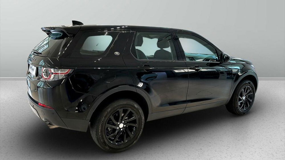 Land Rover Discovery Sport usata a Varese (2)