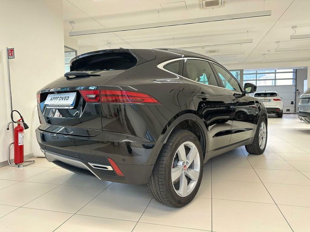 Jaguar E-Pace usata a Varese (12)