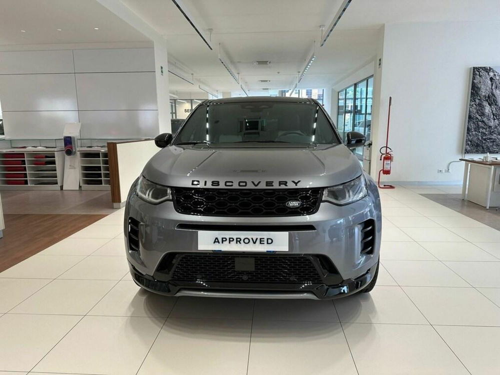 Land Rover Discovery Sport usata a Varese (9)