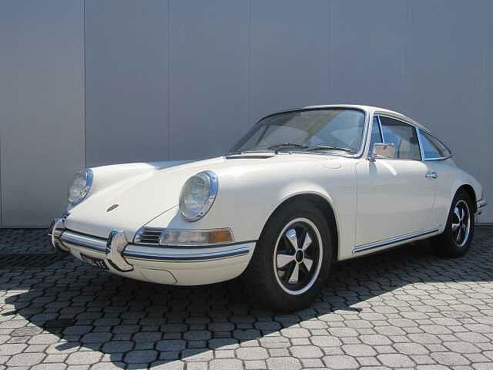 Porsche 911 Coupé nuova a Treviso