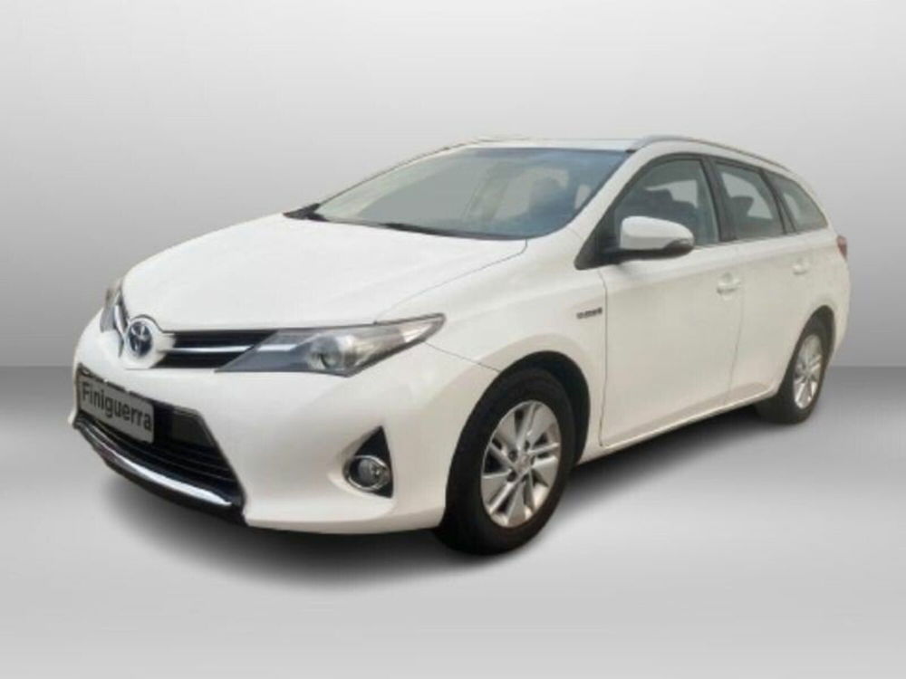 Toyota Auris usata a Lecco