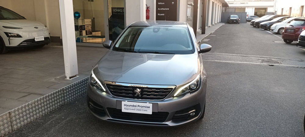 Peugeot 308 usata a Napoli