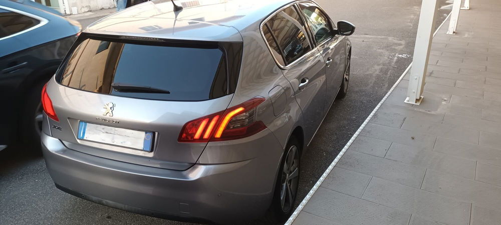 Peugeot 308 usata a Napoli (5)