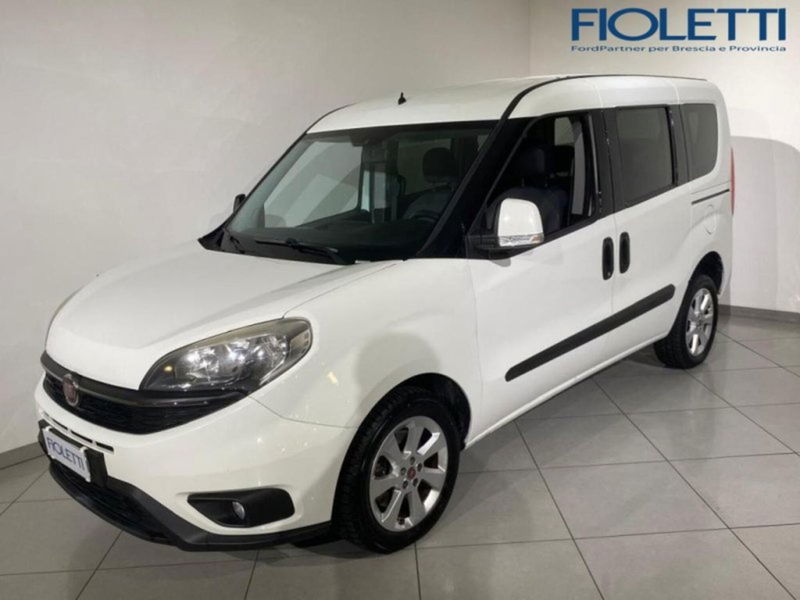 Fiat Doblò 1.6 MJT 16V 120CV Lounge  del 2017 usata a Desenzano del Garda