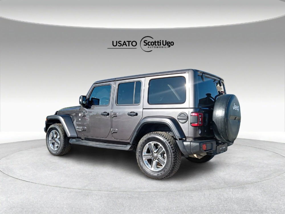 Jeep Wrangler Unlimited usata a Siena (4)