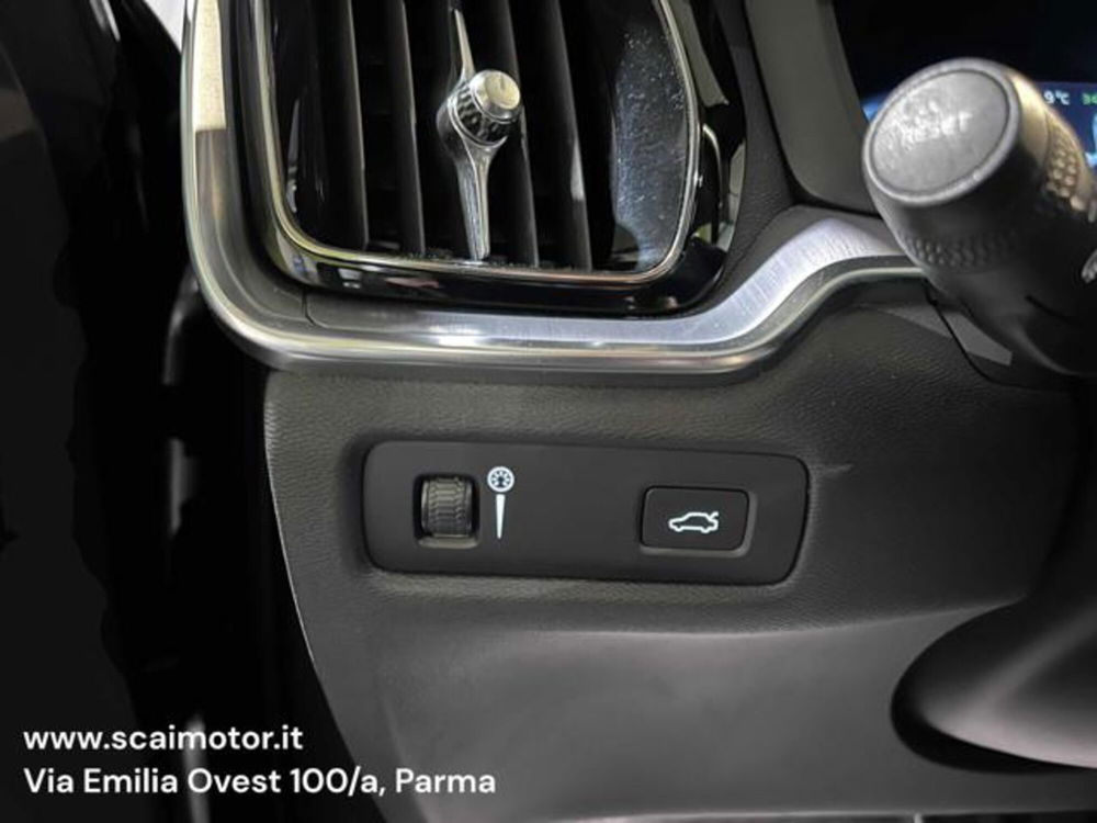 Volvo V60 usata a Parma (14)