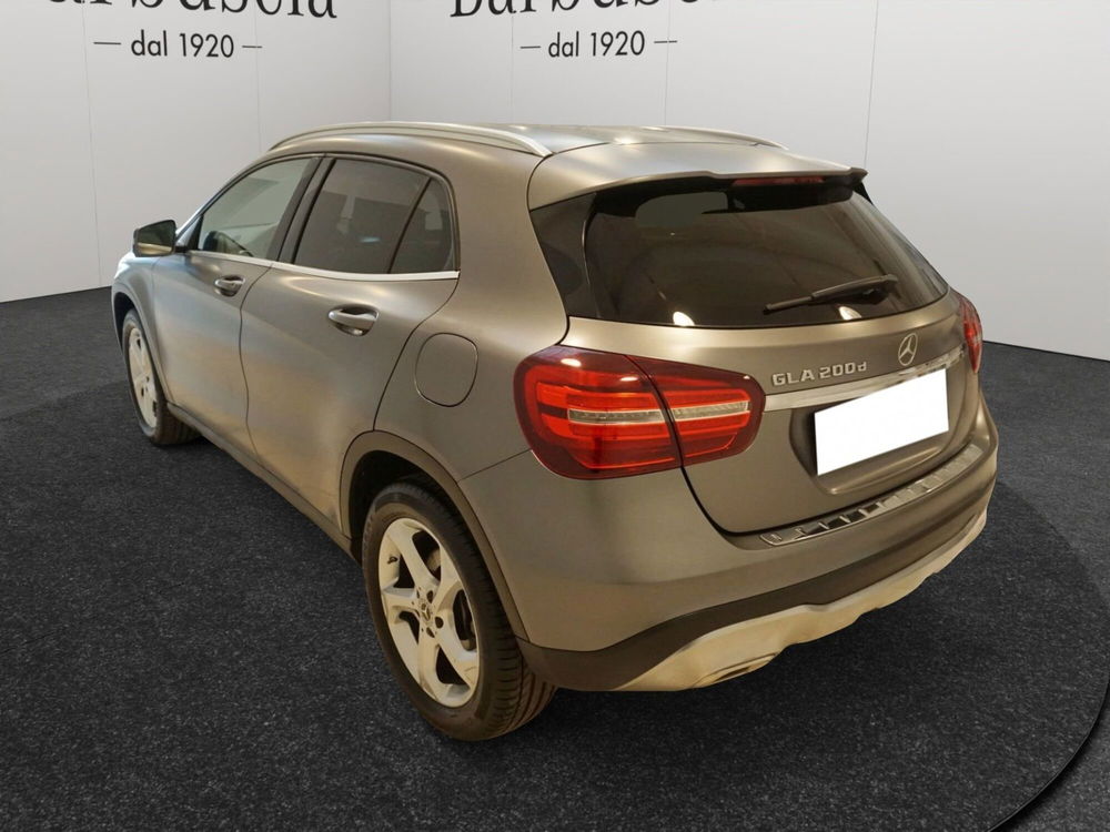 Mercedes-Benz GLA SUV usata a Pescara (4)