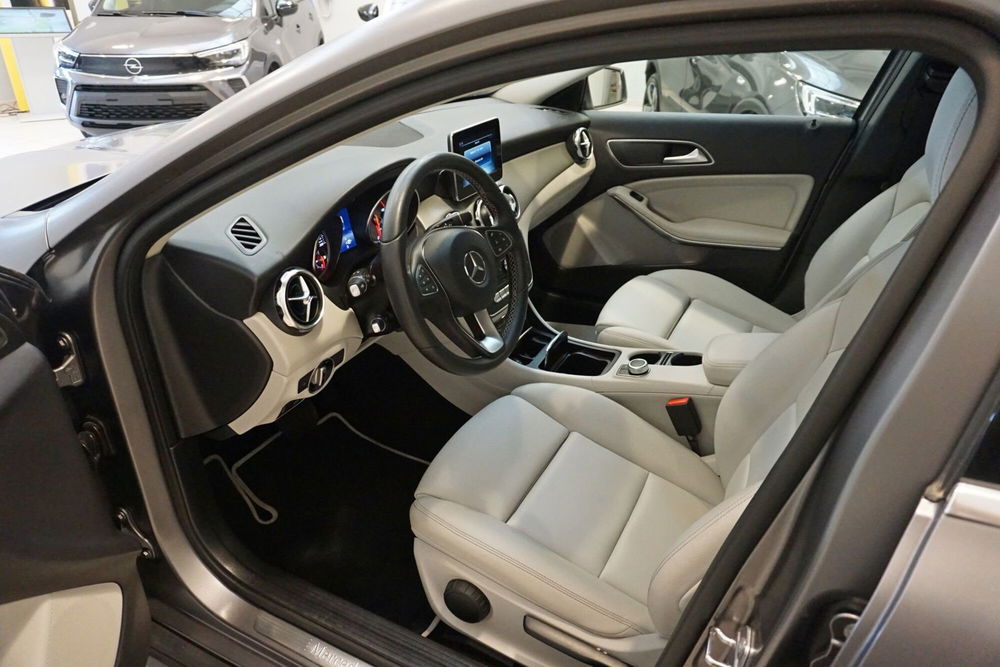 Mercedes-Benz GLA SUV usata a Pescara (6)