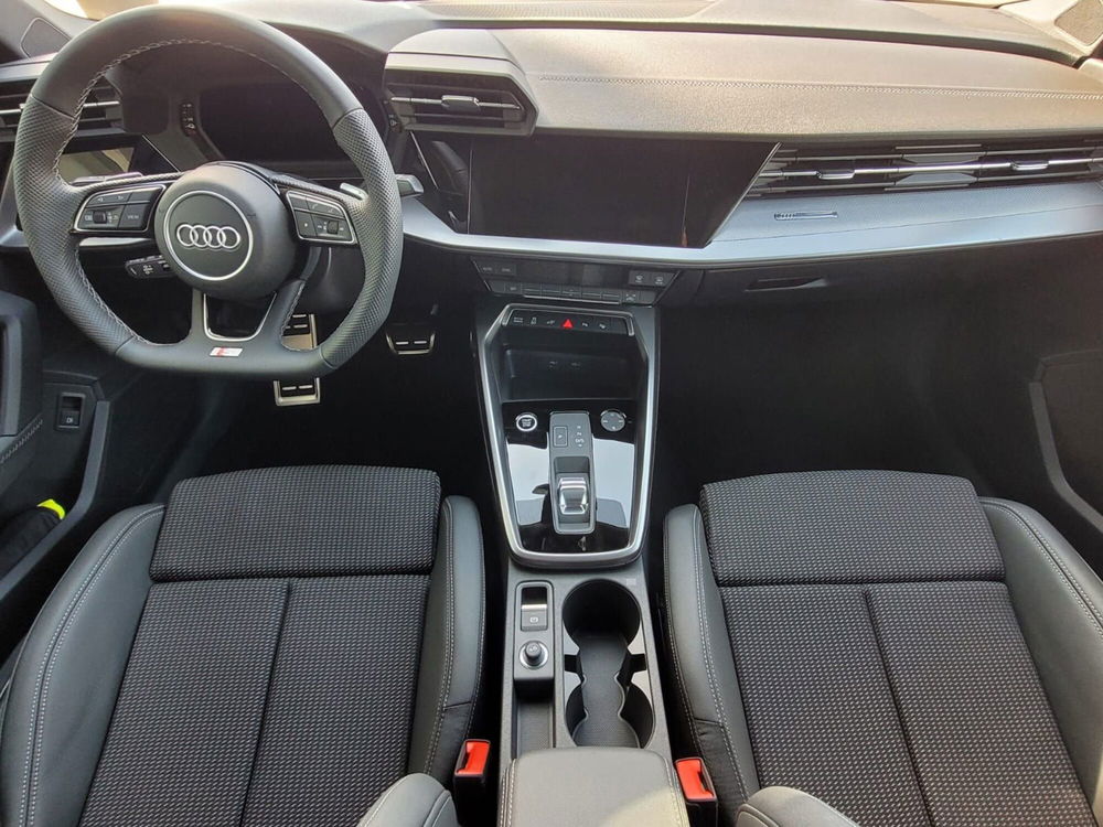 Audi A3 Sportback nuova a Taranto (6)