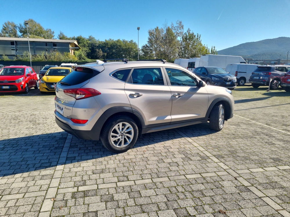 Hyundai Tucson usata a Lucca (3)