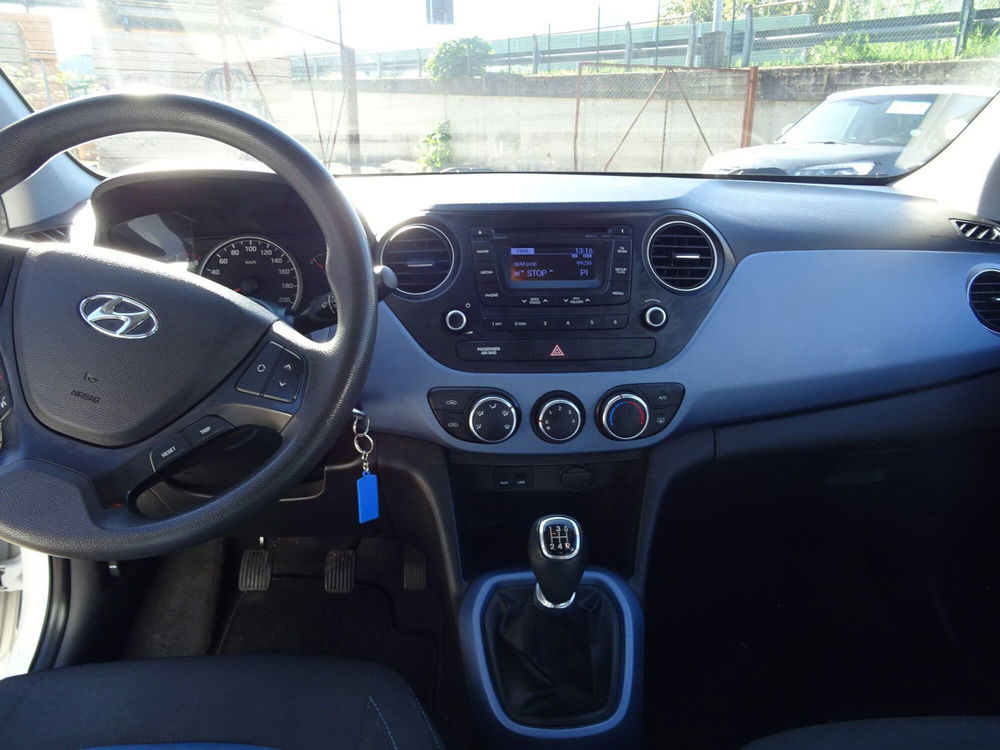 Hyundai i10 usata a Lucca (13)