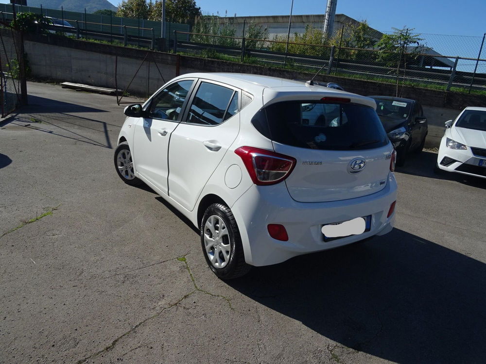 Hyundai i10 usata a Lucca (3)