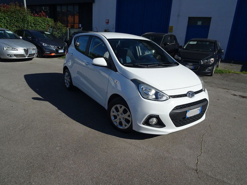 Hyundai i10 usata a Lucca (8)