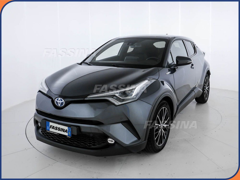 Toyota Toyota C-HR usata a Milano (3)