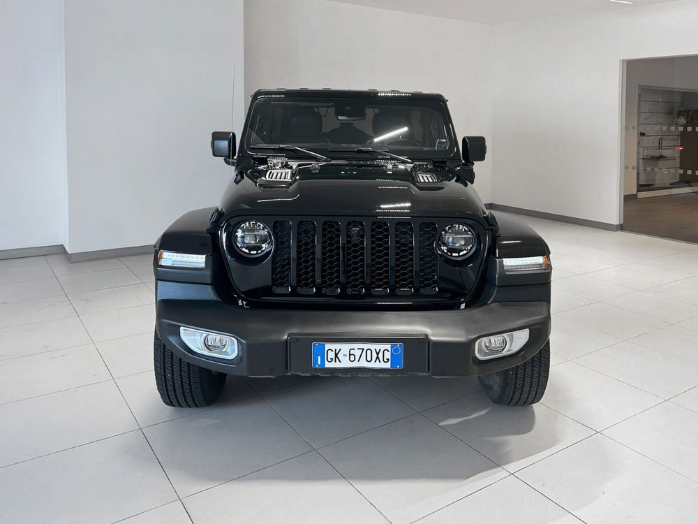 Jeep Wrangler Unlimited usata a Napoli (6)